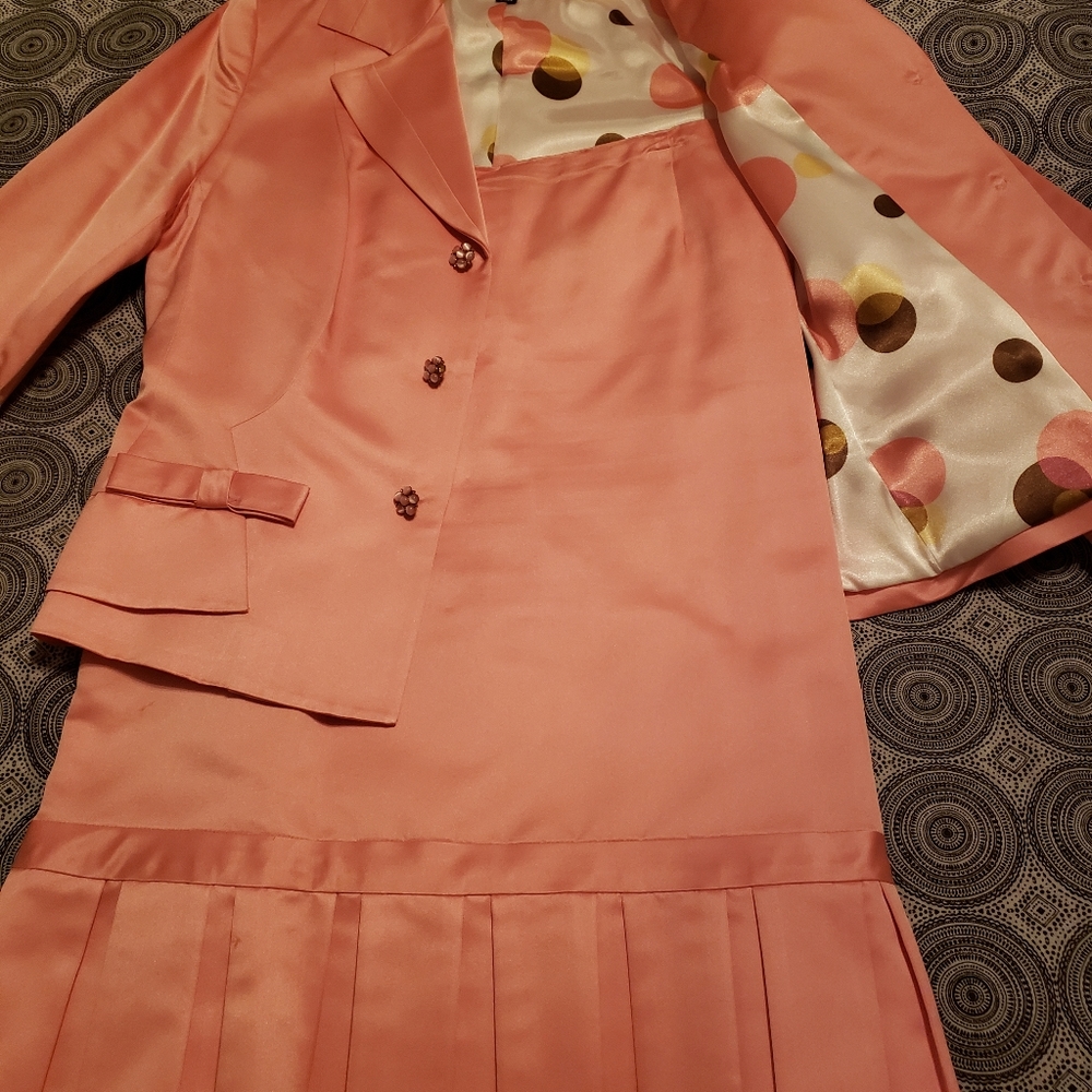 Albert Nipon Pink Pleated Suit